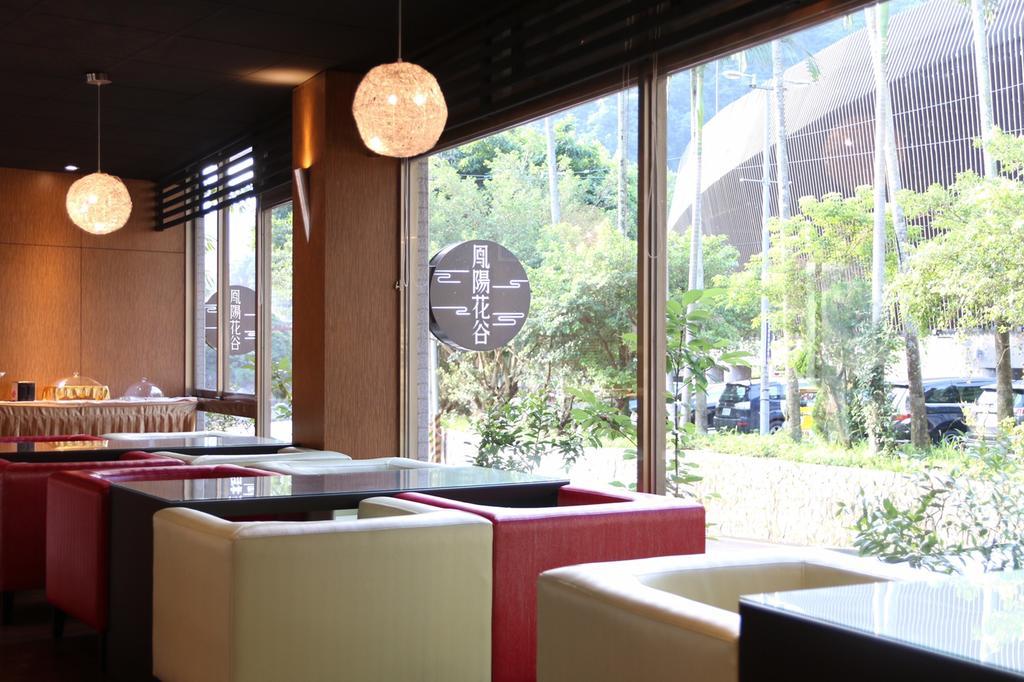 Phoenix Sun Flower Valley Resort Taipeh Exterior foto